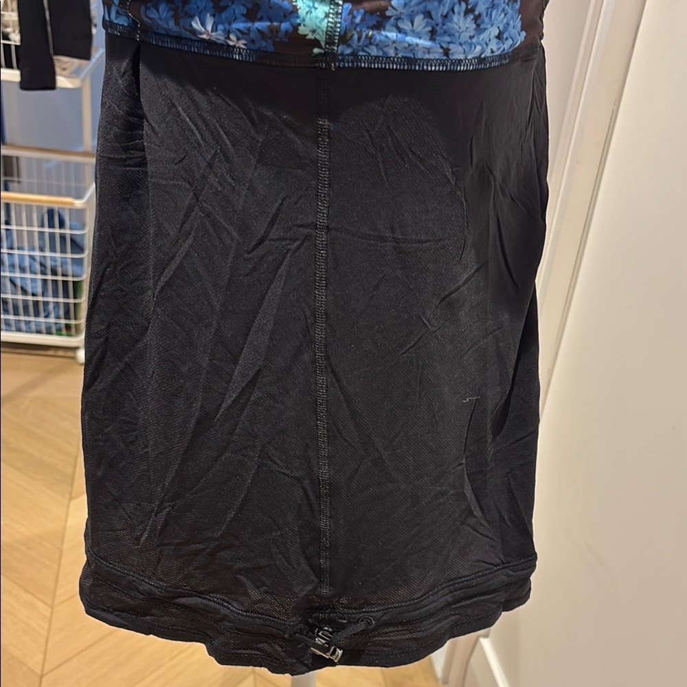 Lululemon Athletica Floral Tank Top - Black with Blue and Pink - Picture 4 of 7